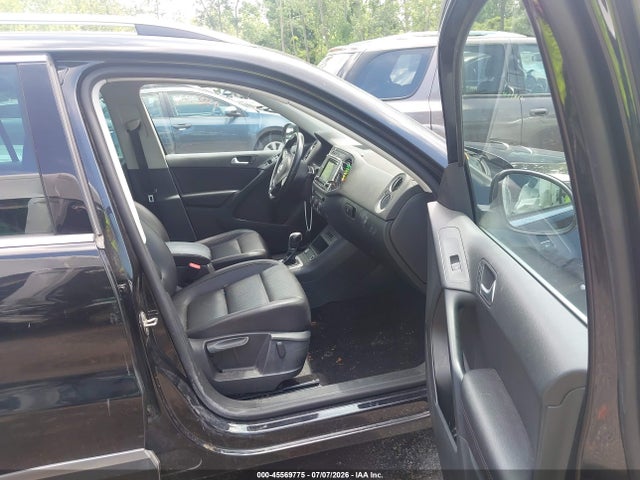 Aukcja sprzedaży 2017 Volkswagen Tiguan 2.0t Wolfsburg Edition, vin: WVGSV7AXXHW513162, numer aukcji: 45569775