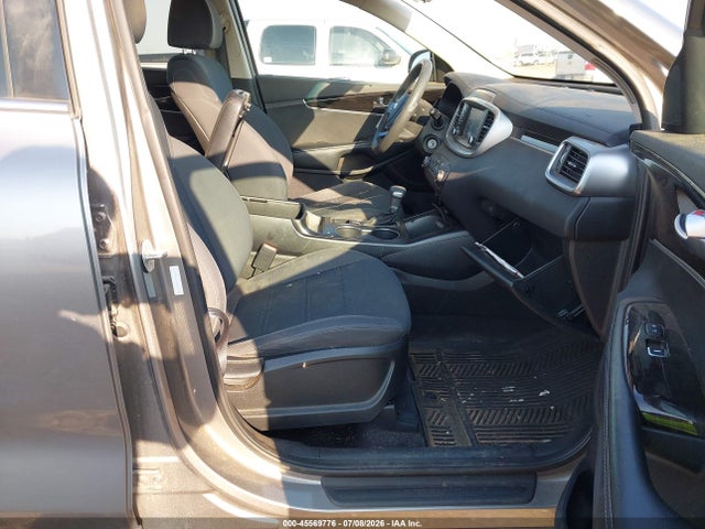 Продажа на аукционе авто 2019 Kia Sorento 2.4l L, vin: 5XYPG4A3XKG476442, номер лота: 45569776