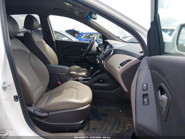 2015 Hyundai Tucson Se მანქანა იყიდება აუქციონზე, vin: KM8JUCAG0FU072559, აუქციონის ნომერი: 45569777