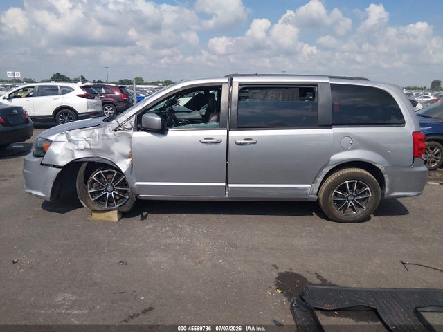 45569786 :رقم المزاد ، 2C4RDGEG9JR202935 vin ، 2018 Dodge Grand Caravan Gt مزاد بيع