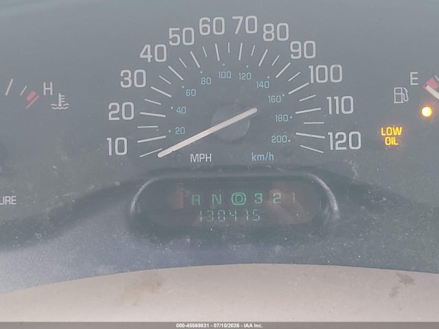 2002 Buick Century Custom მანქანა იყიდება აუქციონზე, vin: 2G4WS52J821225857, აუქციონის ნომერი: 45569831