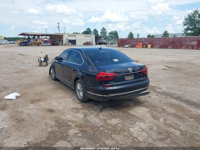 45569837 :رقم المزاد ، 1VWAT7A37HC016894 vin ، 2017 Volkswagen Passat 1.8t S مزاد بيع