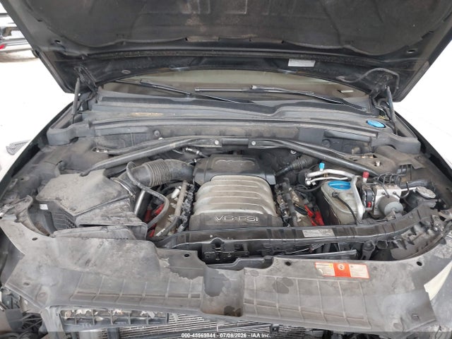 2010 Audi Q5 3.2 Premium მანქანა იყიდება აუქციონზე, vin: WA1LKAFP3AA044789, აუქციონის ნომერი: 45569844