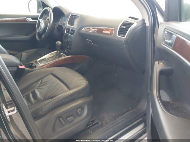 2010 Audi Q5 3.2 Premium მანქანა იყიდება აუქციონზე, vin: WA1LKAFP3AA044789, აუქციონის ნომერი: 45569844