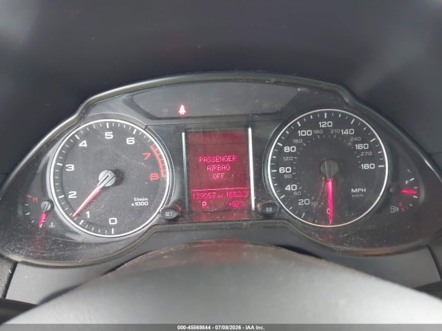 2010 Audi Q5 3.2 Premium მანქანა იყიდება აუქციონზე, vin: WA1LKAFP3AA044789, აუქციონის ნომერი: 45569844