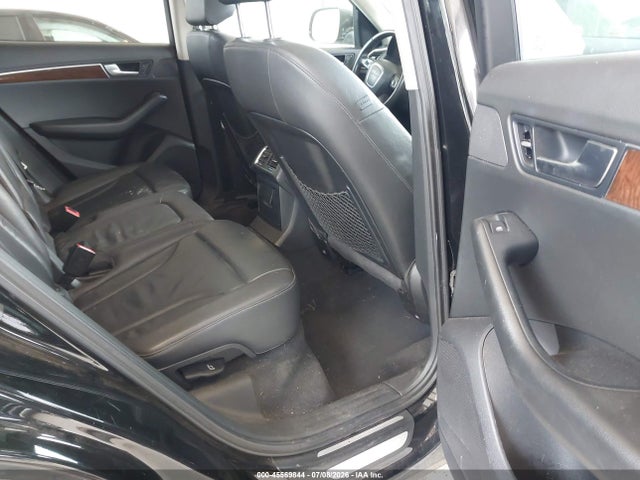 2010 Audi Q5 3.2 Premium მანქანა იყიდება აუქციონზე, vin: WA1LKAFP3AA044789, აუქციონის ნომერი: 45569844
