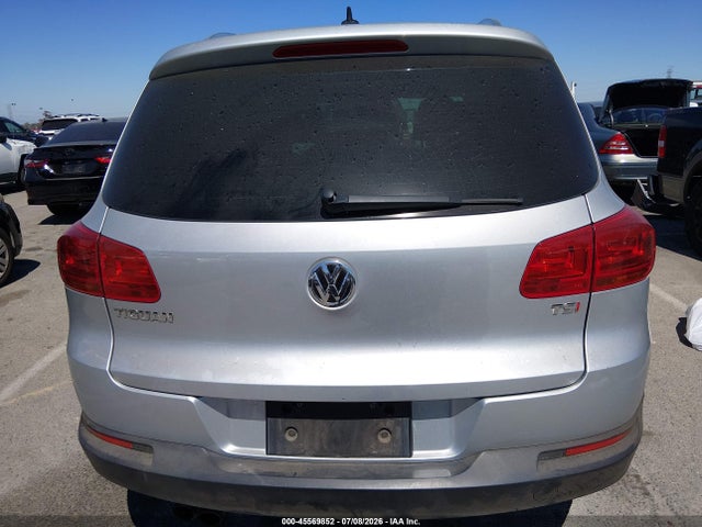 WVGRV7AX8HK002877 Volkswagen Tiguan 2.0t Wolfsburg Edition