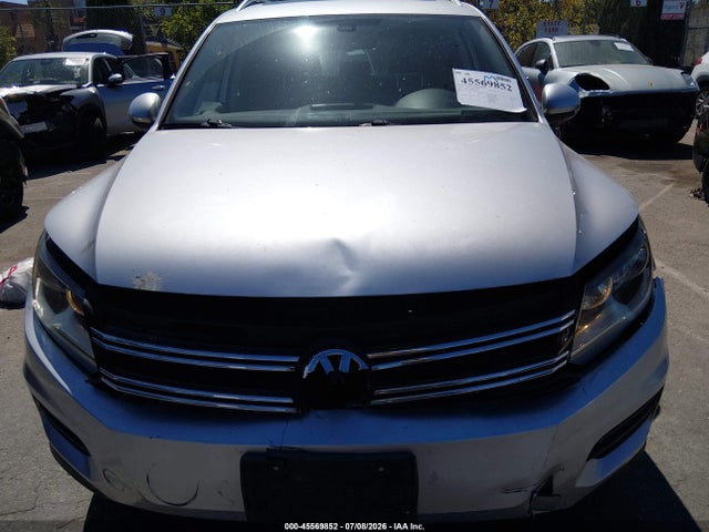 WVGRV7AX8HK002877 Volkswagen Tiguan 2.0t Wolfsburg Edition