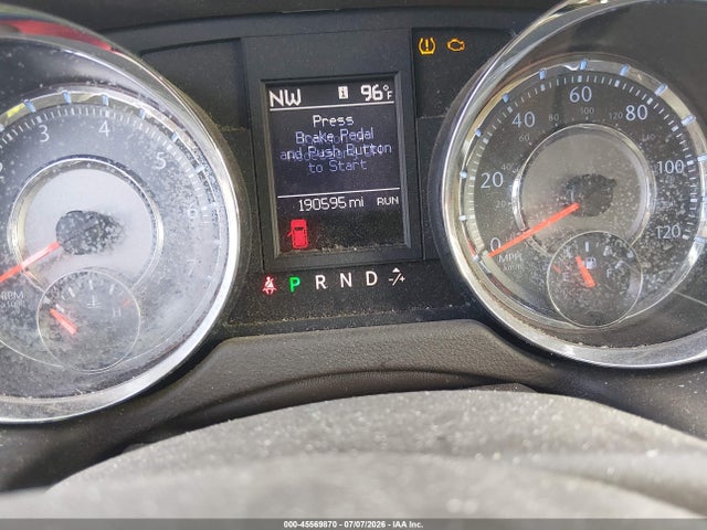 45569870 :رقم المزاد ، 2A4RR6DG8BR610500 vin ، 2011 Chrysler Town & Country Limited مزاد بيع