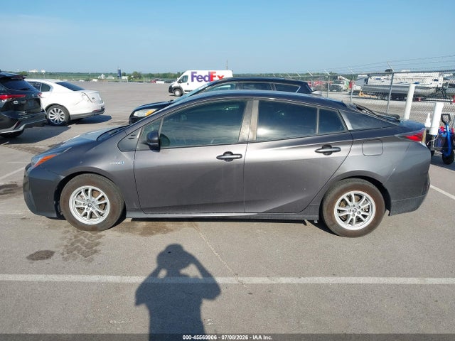 Toyota Prius Two 2016 JTDKBRFU4G3507767 Image 14