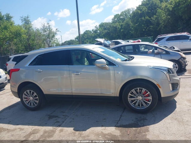 45569914 :رقم المزاد ، 1GYKNBRS8HZ210793 vin ، 2017 Cadillac Xt5 Luxury مزاد بيع