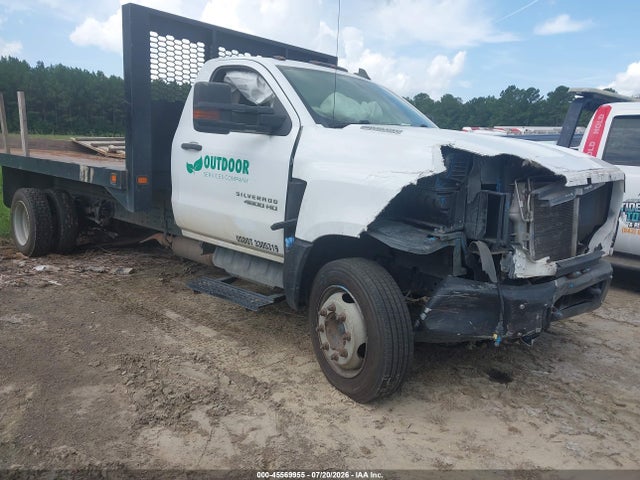 Auction sale of the 2021 Chevrolet Silverado 4500hd 1wt, vin: 1HTKHPVK5MH344017, lot number: 45569955