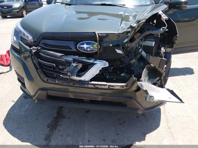 Продаж на аукціоні авто 2022 Subaru Forester Limited, vin: JF2SKANC2NH521923, номер лоту: 45569964