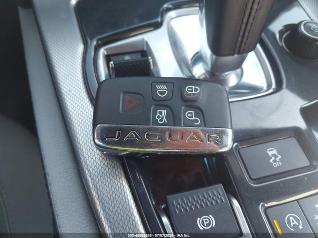 45569985 :رقم المزاد ، SAJWA6ET6G8K30314 vin ، 2016 Jaguar F-type مزاد بيع