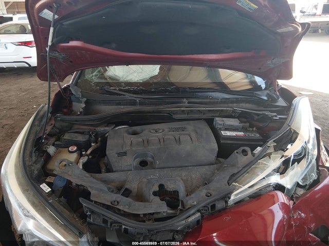 Toyota C-HR XLE 2018 NMTKHMBX2JR028639 Image 10