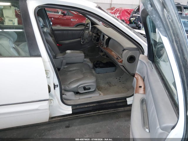 Продажа на аукционе авто 1999 Buick Park Avenue, vin: 1G4CW52KXX4657295, номер лота: 45570025