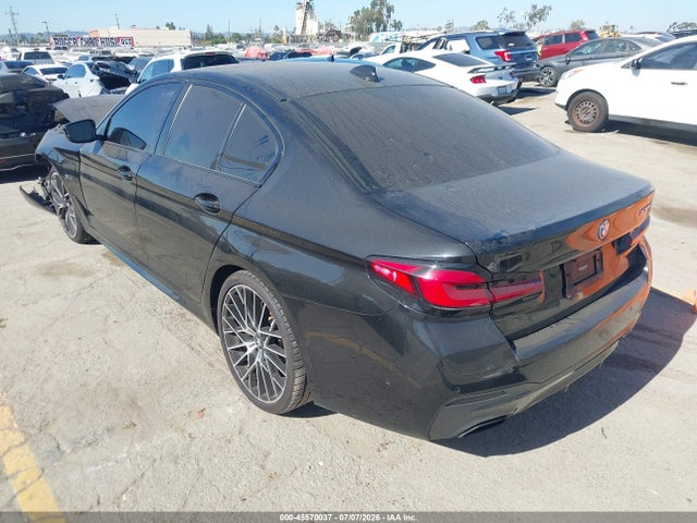 BMW 530e 2022 WBA13AG06NCH76498 Image 3