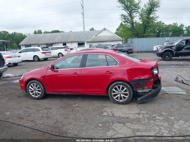 45570074 :رقم المزاد ، 3VWRZ7AJ3AM054322 vin ، 2010 Volkswagen Jetta Se مزاد بيع
