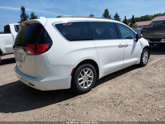 45570104 :رقم المزاد ، 2C4RC1DG2LR261281 vin ، 2020 Chrysler Voyager Lxi مزاد بيع