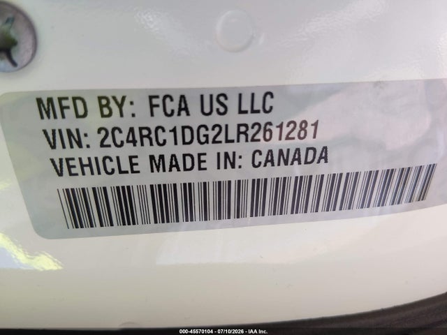 45570104 :رقم المزاد ، 2C4RC1DG2LR261281 vin ، 2020 Chrysler Voyager Lxi مزاد بيع