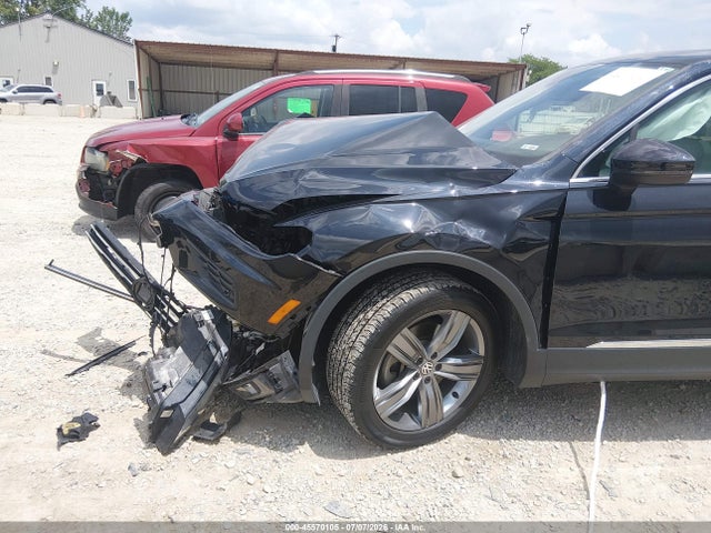 Auction sale of the 2020 Volkswagen Tiguan 2.0t Se/2.0t Se R-line Black/2.0t Sel, vin: 3VV3B7AX5LM011025, lot number: 45570105