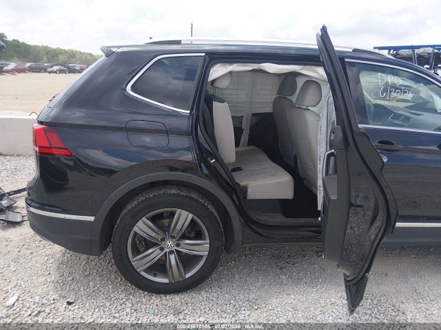 Auction sale of the 2020 Volkswagen Tiguan 2.0t Se/2.0t Se R-line Black/2.0t Sel, vin: 3VV3B7AX5LM011025, lot number: 45570105