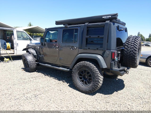 45570131 :رقم المزاد ، 1C4BJWFG8HL549145 vin ، 2017 Jeep Wrangler Unlimited Rubicon مزاد بيع