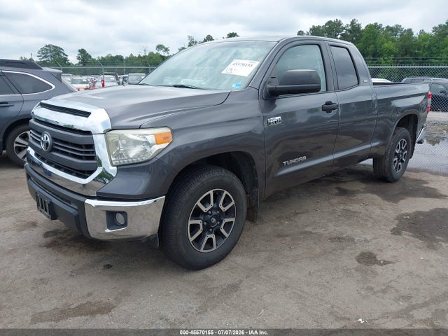 5TFUY5F13EX398987 Toyota Tundra Sr5 5.7l V8
