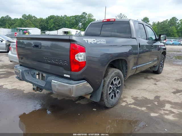 5TFUY5F13EX398987 Toyota Tundra Sr5 5.7l V8