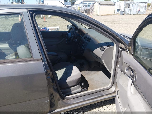 45570165 :رقم المزاد ، 1FAFP34N75W234840 vin ، 2005 Ford Focus Zx4 مزاد بيع