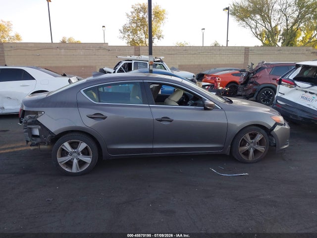 45570195 :رقم المزاد ، 19VDE1F53DE011429 vin ، 2013 Acura Ilx 2.0l مزاد بيع