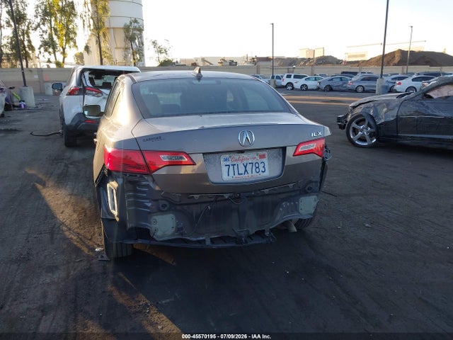 45570195 :رقم المزاد ، 19VDE1F53DE011429 vin ، 2013 Acura Ilx 2.0l مزاد بيع