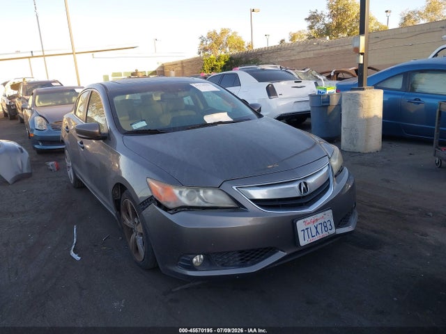 45570195 :رقم المزاد ، 19VDE1F53DE011429 vin ، 2013 Acura Ilx 2.0l مزاد بيع