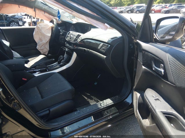 Продаж на аукціоні авто 2016 Honda Accord Lx, vin: 1HGCR2F33GA210906, номер лоту: 45570198
