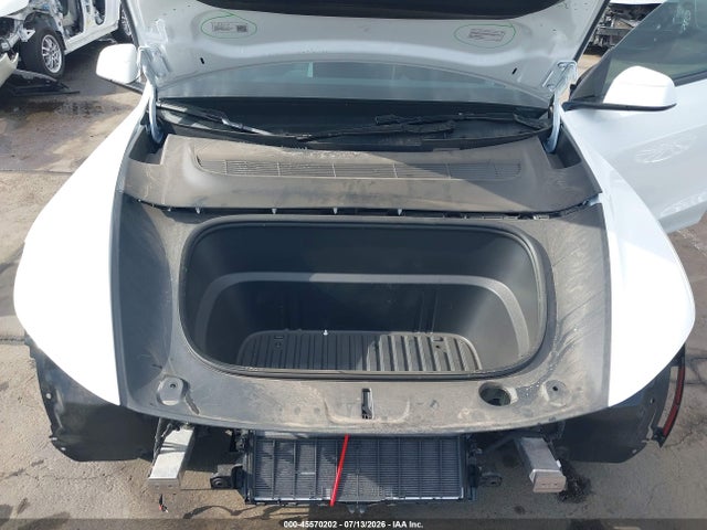 45570202 :رقم المزاد ، 7SAYGDEE2TF538606 vin ، 2026 Tesla Model Y All-wheel Drive/long Range Launch Series/premium All-wheel Drive مزاد بيع
