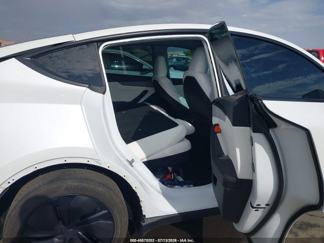 45570202 :رقم المزاد ، 7SAYGDEE2TF538606 vin ، 2026 Tesla Model Y All-wheel Drive/long Range Launch Series/premium All-wheel Drive مزاد بيع