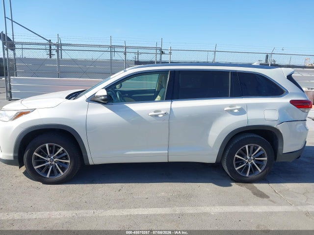 Toyota Highlander Xle 2017 5TDKZRFH5HS518873 Image 14