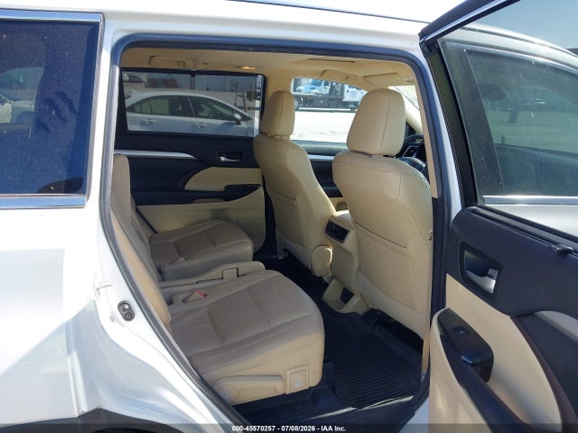 Toyota Highlander Xle 2017 5TDKZRFH5HS518873 Image 8