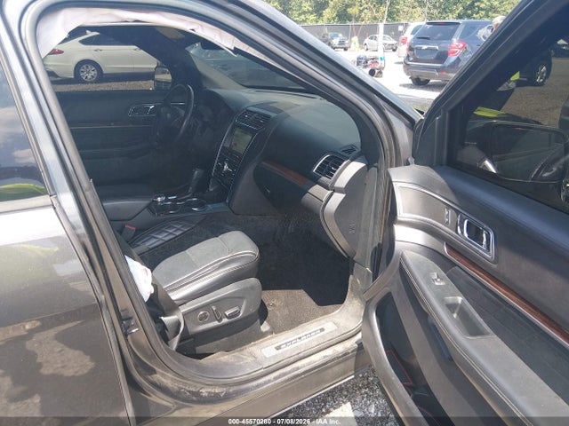 Продажа на аукционе авто 2018 Ford Explorer Platinum, vin: 1FM5K8HT6JGB93627, номер лота: 45570280