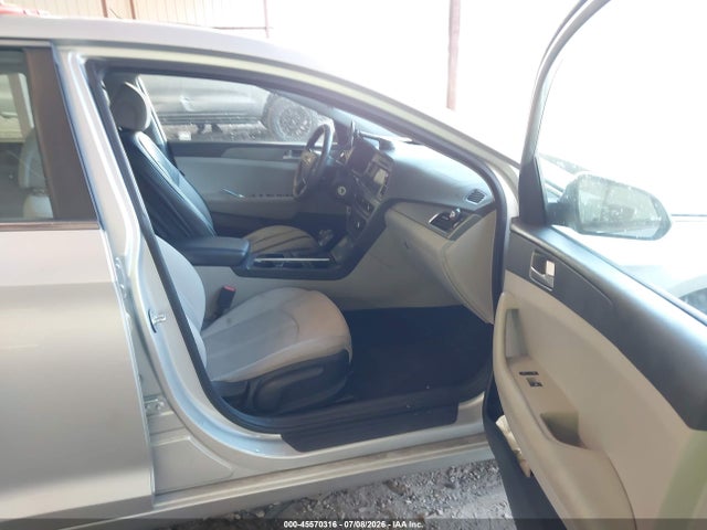Hyundai SONATA SE 2016 5NPE24AF8GH320058 Image 5