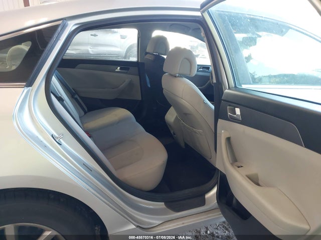 Hyundai SONATA SE 2016 5NPE24AF8GH320058 Image 8