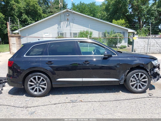 Продажа на аукционе авто 2017 Audi Q7 3.0t Premium, vin: WA1LAAF7XHD013695, номер лота: 45570334