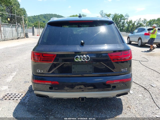 Продажа на аукционе авто 2017 Audi Q7 3.0t Premium, vin: WA1LAAF7XHD013695, номер лота: 45570334