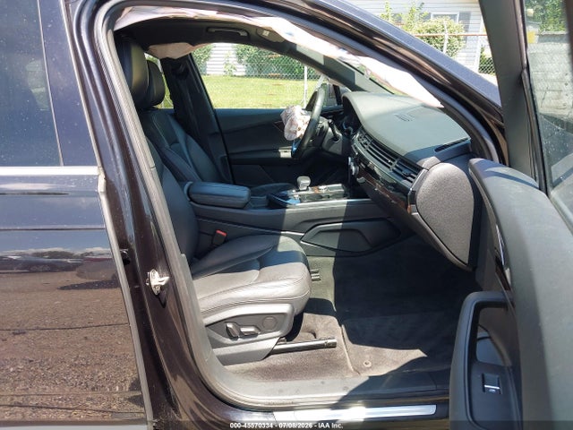 Продажа на аукционе авто 2017 Audi Q7 3.0t Premium, vin: WA1LAAF7XHD013695, номер лота: 45570334