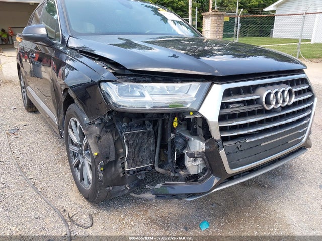 Продажа на аукционе авто 2017 Audi Q7 3.0t Premium, vin: WA1LAAF7XHD013695, номер лота: 45570334
