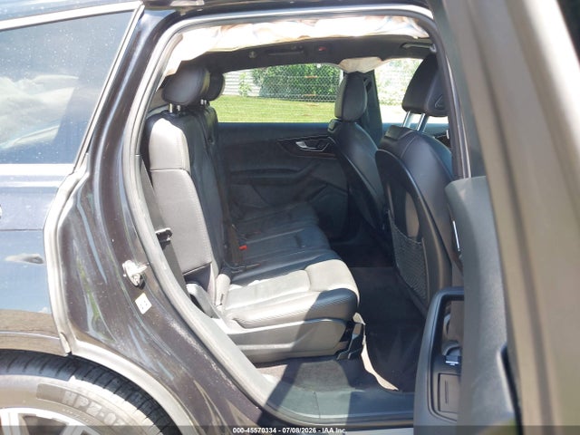 Продажа на аукционе авто 2017 Audi Q7 3.0t Premium, vin: WA1LAAF7XHD013695, номер лота: 45570334