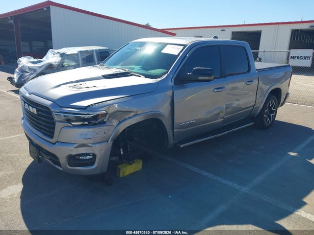 1C6SRFJP6SN547543 RAM 1500 Laramie 4x4 5&#039;7 Box