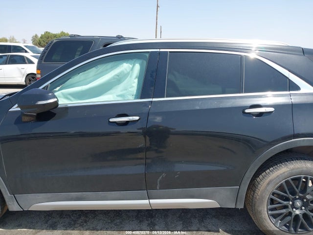 Продаж на аукціоні авто 2022 Cadillac Xt4 Awd Premium Luxury, vin: 1GYFZDR49NF134646, номер лоту: 45570370