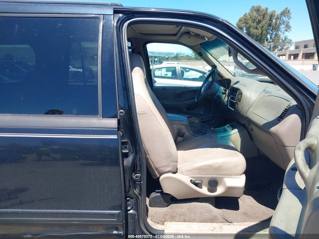 2002 Ford Expedition Eddie Bauer მანქანა იყიდება აუქციონზე, vin: 1FMFU18L72LA21167, აუქციონის ნომერი: 45570372
