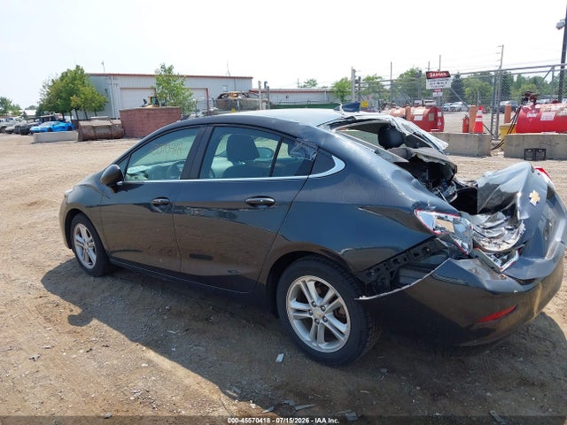 45570418 :رقم المزاد ، 1G1BE5SM1H7172511 vin ، 2017 Chevrolet Cruze Lt Auto مزاد بيع